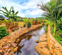 The Streamside Park 
