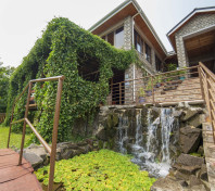 Kyangabi Crater Resort 