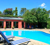 White Castle Hotel Arua 