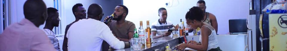 Yolo Lounge 